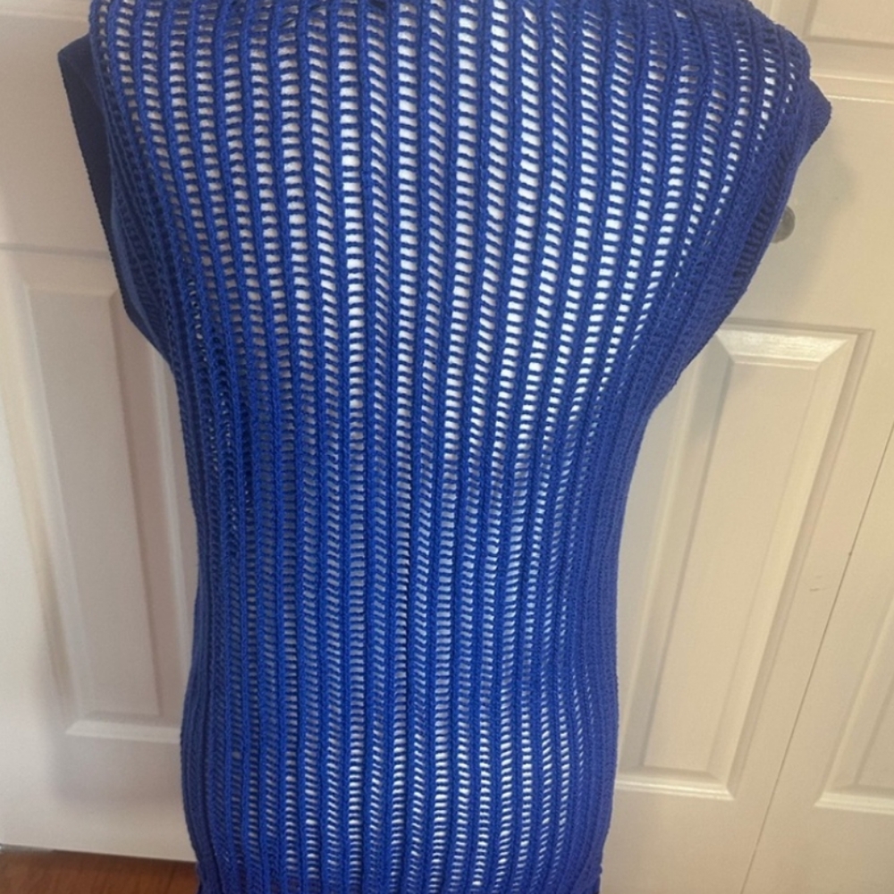 Vibrant Blue Crochet Sleeveless Top XS - Picture 2 of 4
